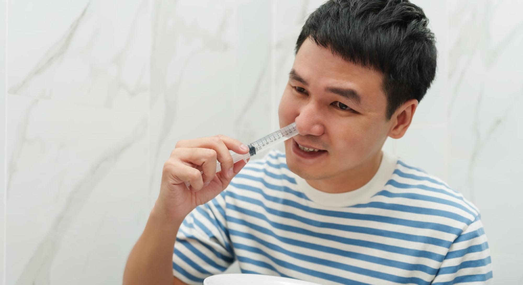 Saline Rinse Benefits for Sinus Health (Science-Backed) 